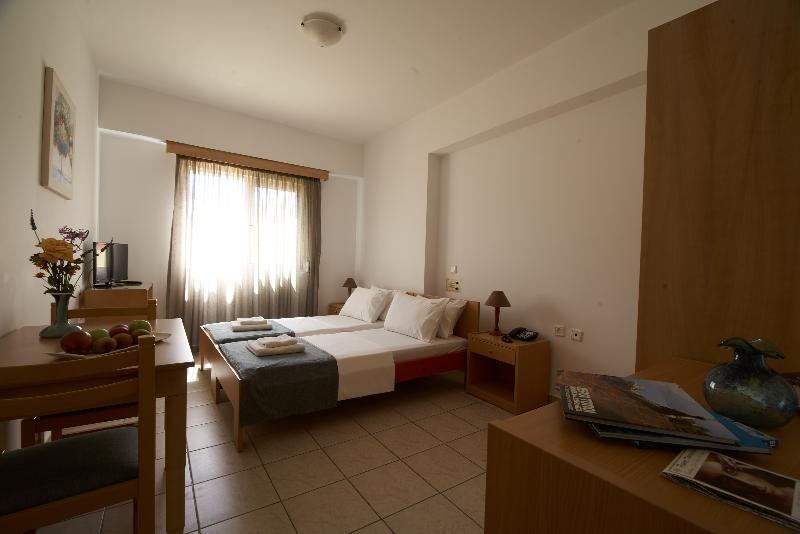 Veronica Hotel photo 2