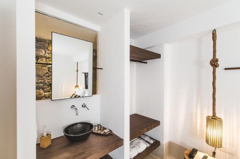 My Aktis Luxury Suites and Villas photo 2