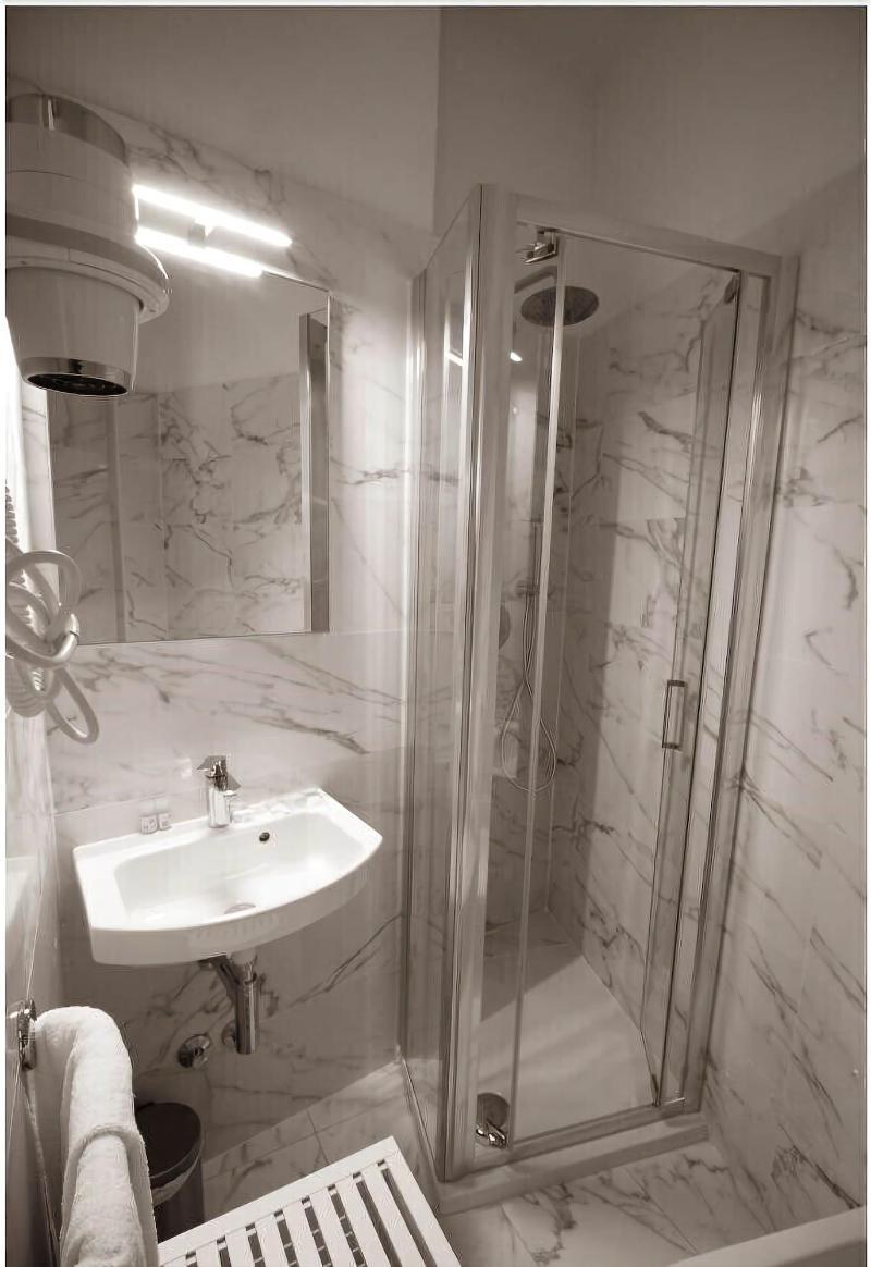 HOTEL CARAIBI photo 4