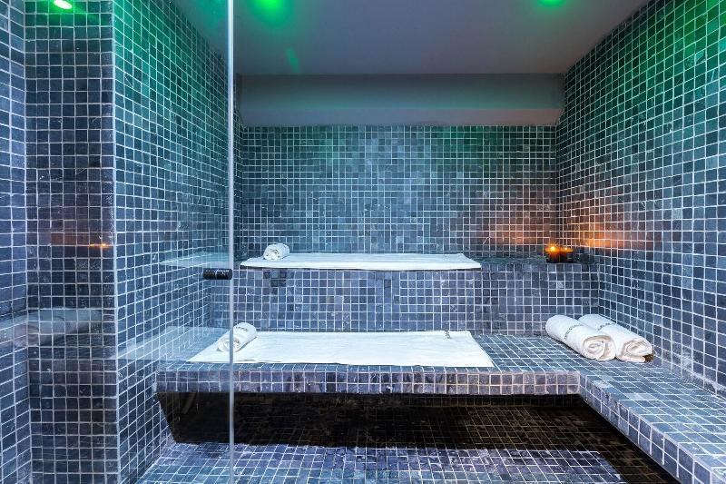 The Duke Boutique Suites photo 2
