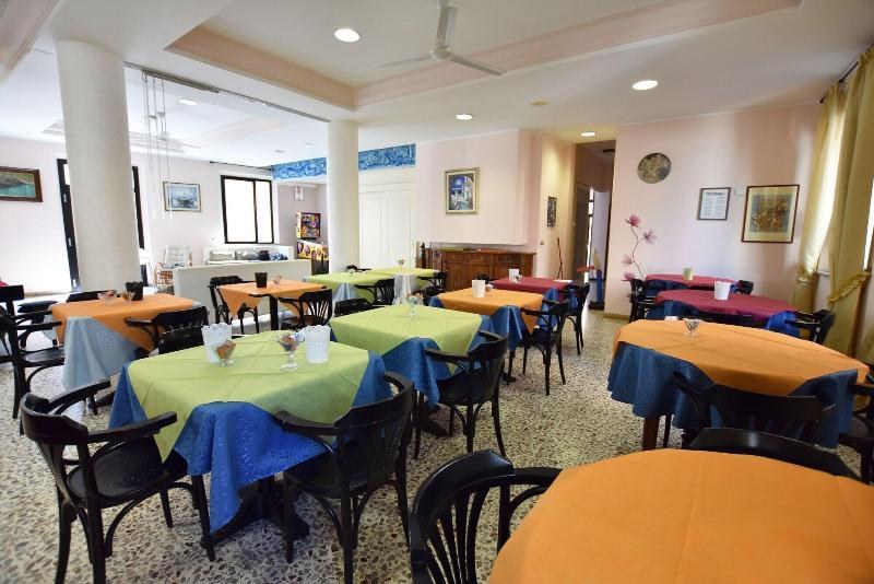 Hotel Azzurra photo 2