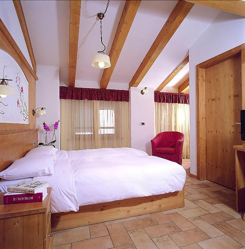 Ariston photo 3