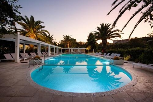 TRYP by Wyndham Corfu Dassia photo 2
