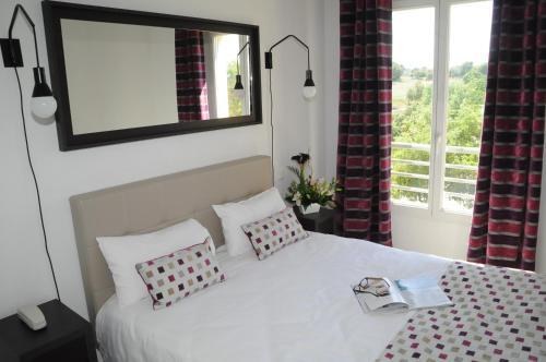 Nemea Appart Hotel Green Side Biot Sophia Antipolis photo 1