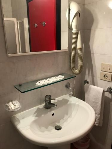 Hotel Mazzini photo 3