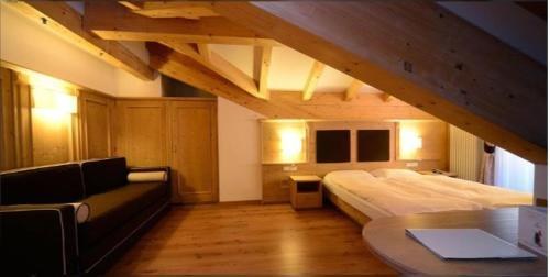 Hotel Crozzon photo 1