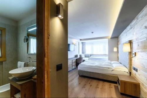 Hotel Crozzon photo 4