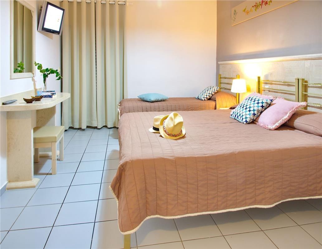 Maria Rousse Studios Hotel photo 2