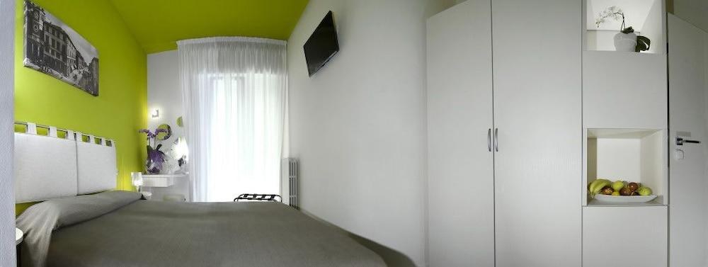 Hotel Casablanca photo 2