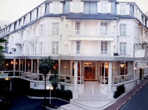 GRAND HOTEL JEANNE D'ARC