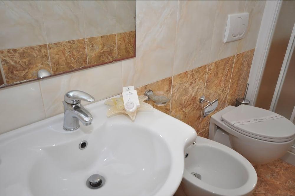 Hotel Adriatic & Beauty photo 3
