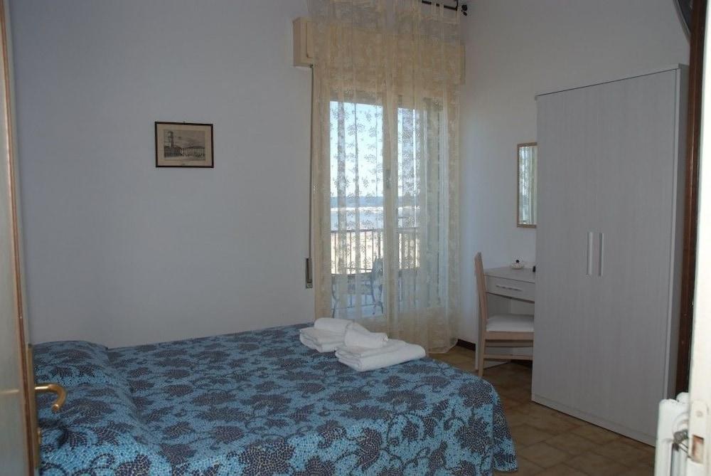HOTEL NAUTIC photo 2