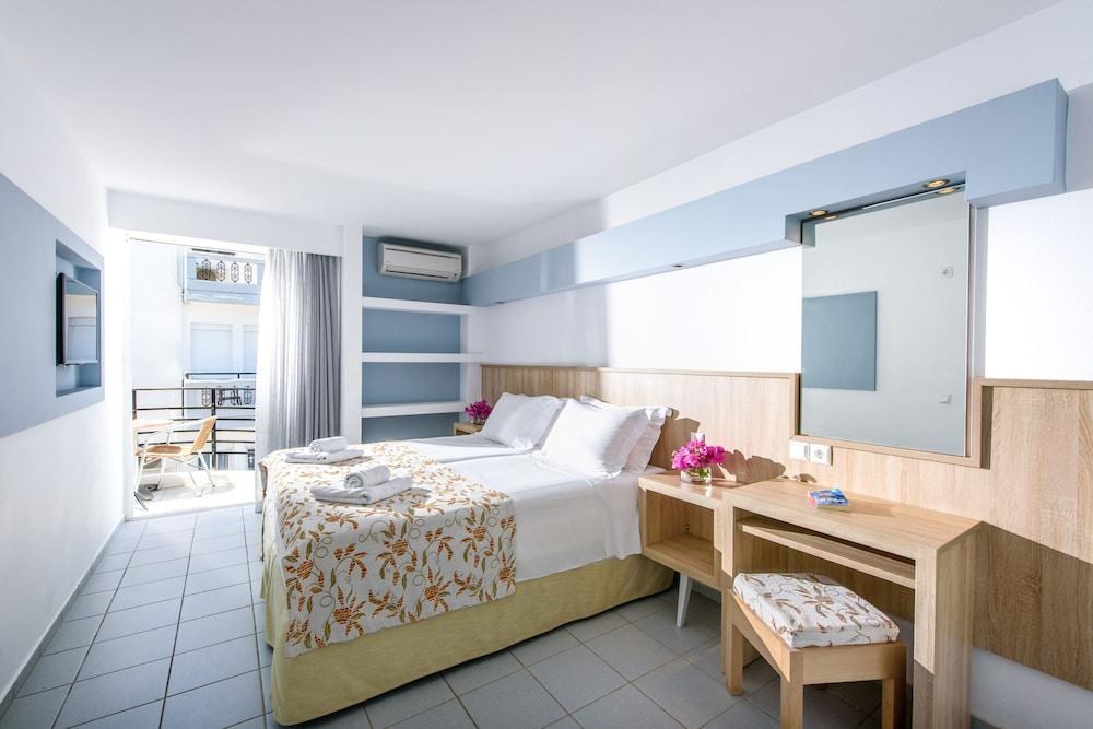 Alia Beach Hotel photo 1