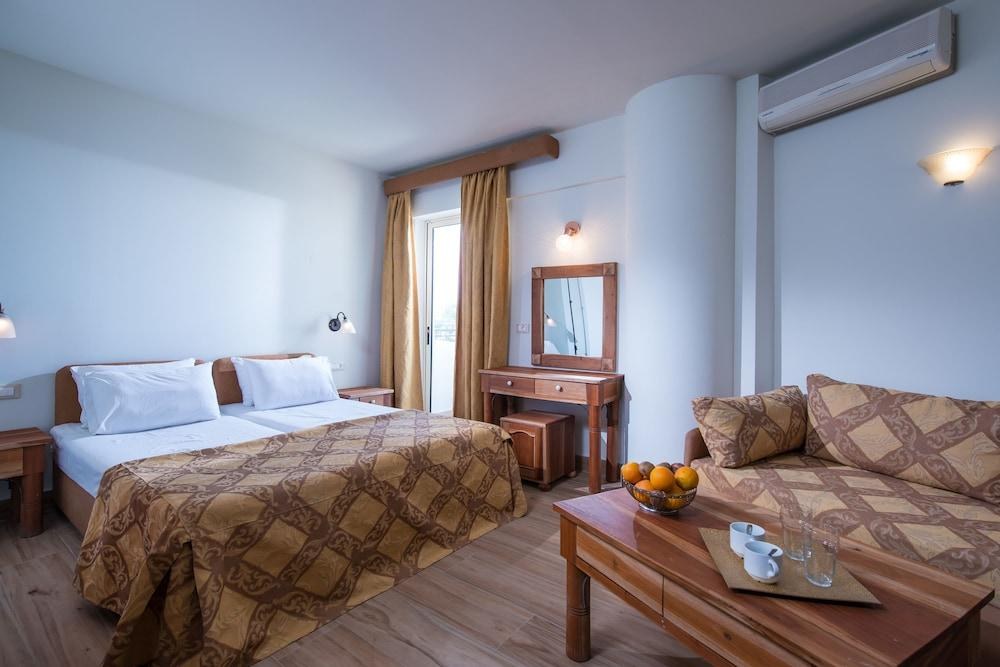 Anesis Blue Boutique Hotel photo 1