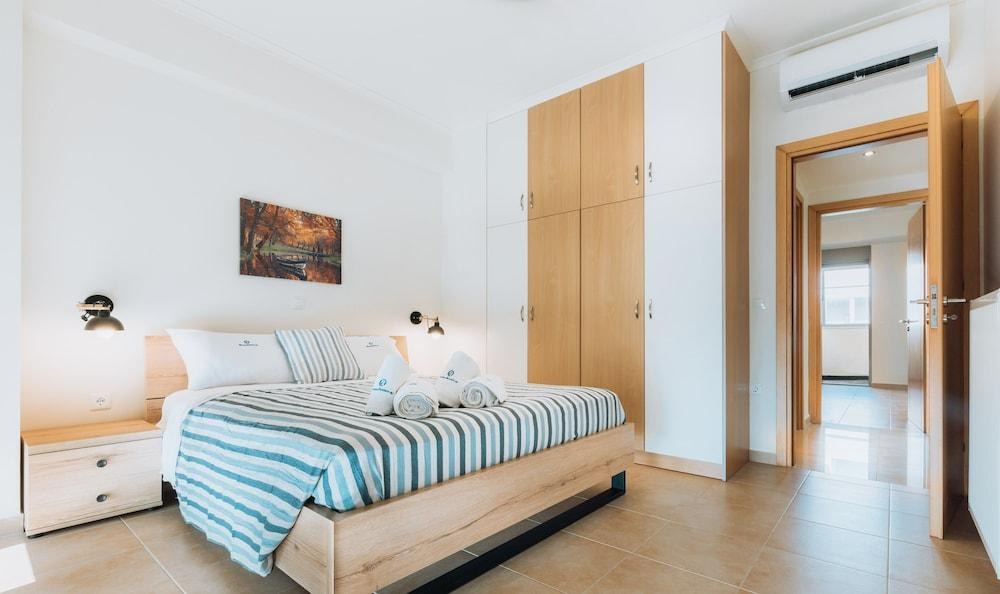 RHODES PORT HAVEN SUITE photo 1