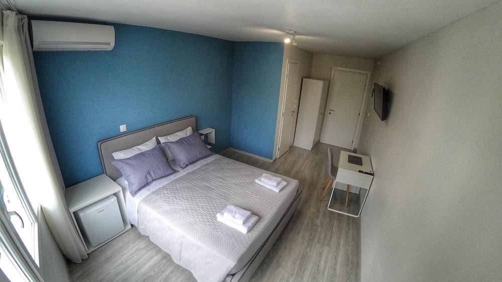 RAISE BOUTIQUE ROOMS IN CENTER OF ATHENS photo 1