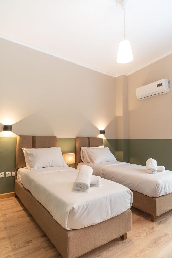 Hotel Tier photo 1
