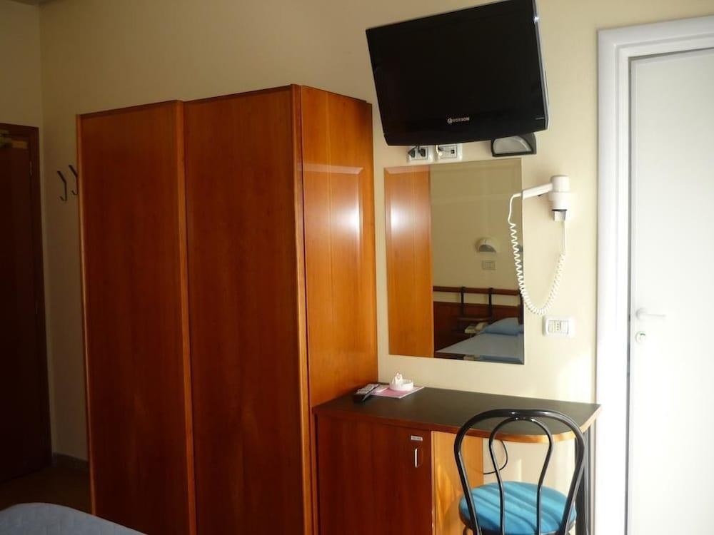 Hotel Houston photo 1