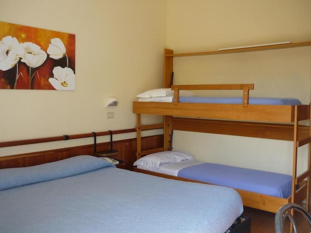 Hotel Houston photo 2