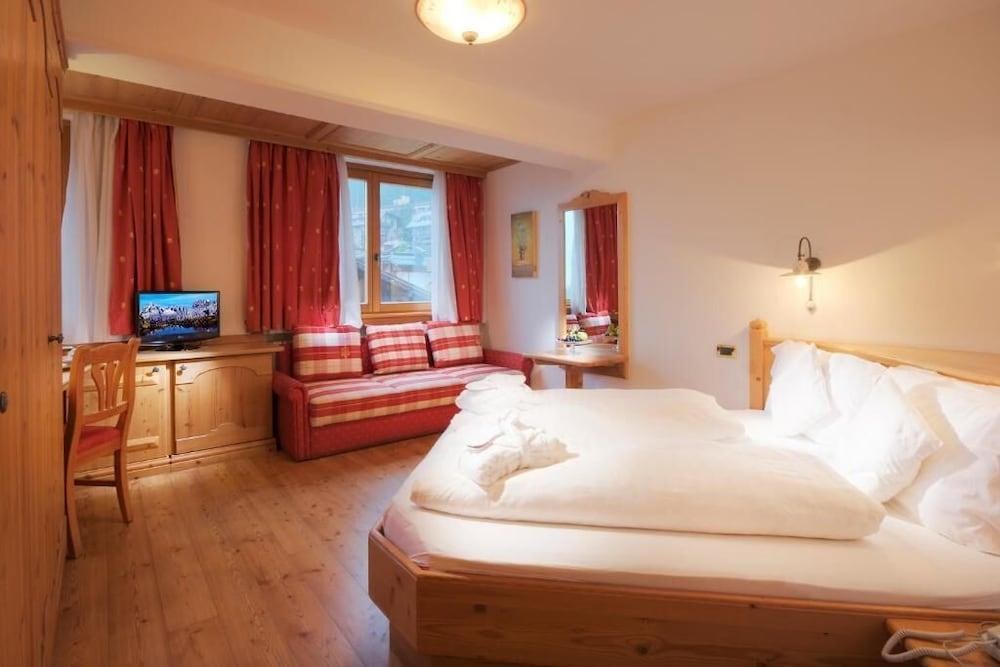 HOTEL ROSENGARTEN photo 1