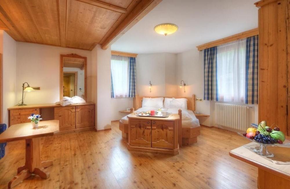 HOTEL ROSENGARTEN photo 2