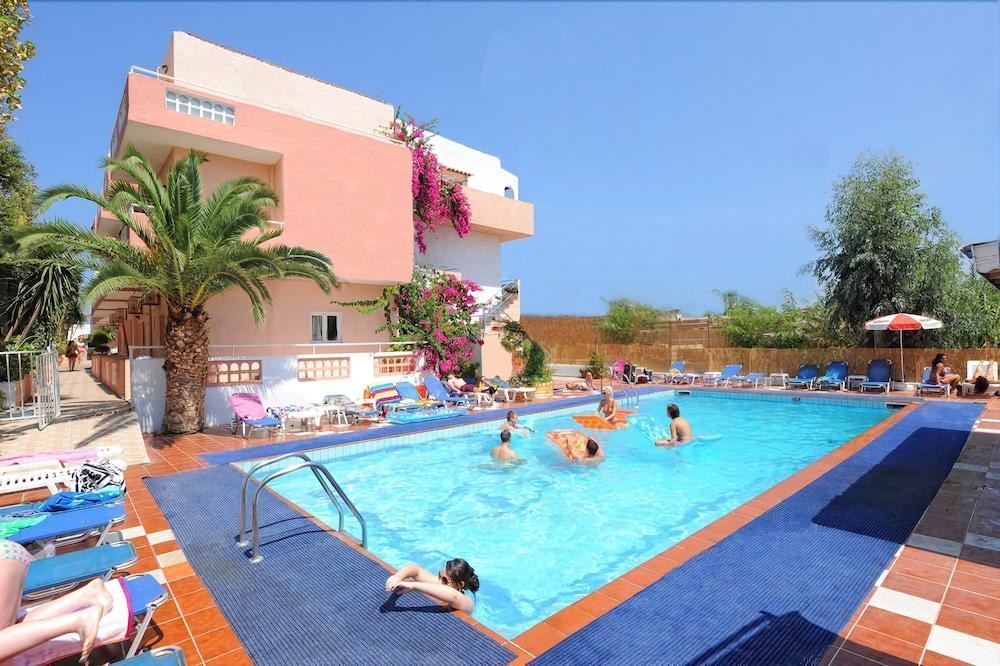 Primavera Beach Hotel