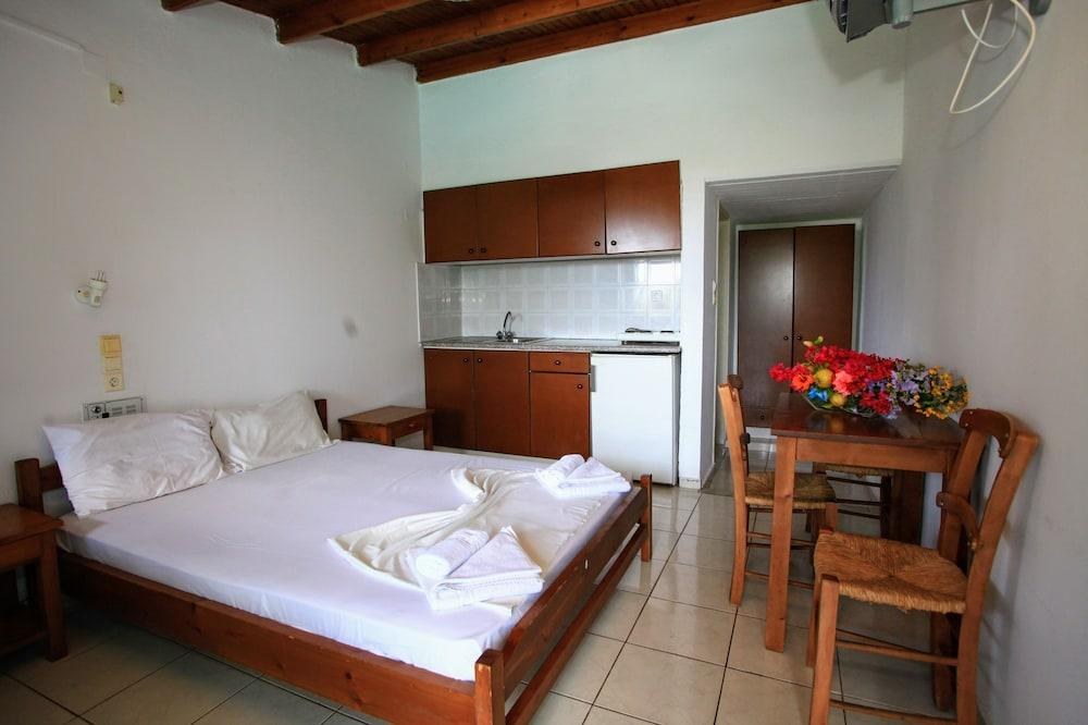 Anatoli Apartments photo 1