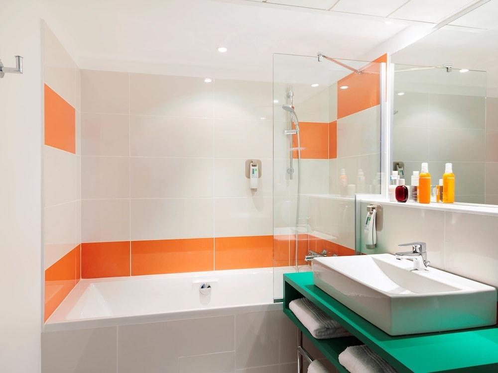 Hotel Ibis Styles Montpellier Centre Comedie photo 2