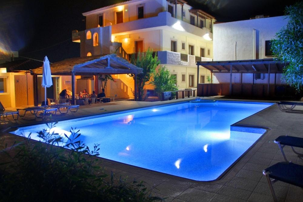 ELEONORA BOUTIQUE HOTEL