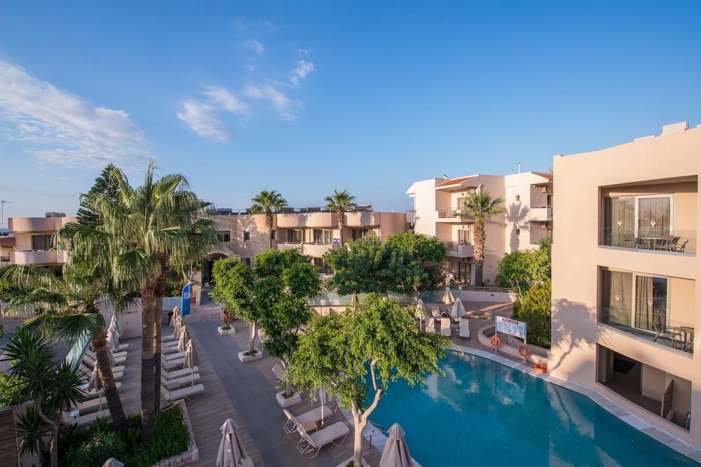 Cactus Beach Hotel
