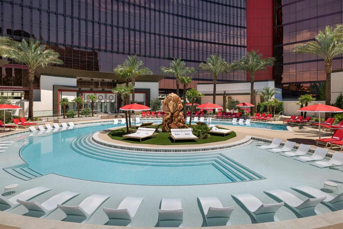 LAS VEGAS HILTON AT RESORTS WORLD photo 2