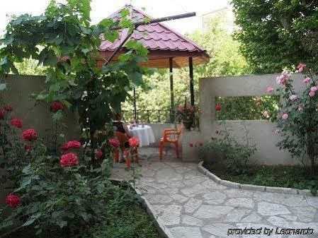 ILIANI HOTEL