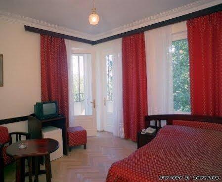 ILIANI HOTEL photo 1