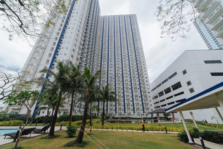 REDDOORZ PREMIUM @ SMDC NORTH EDSA photo 1