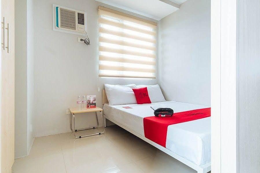 REDDOORZ PREMIUM @ SMDC NORTH EDSA photo 3