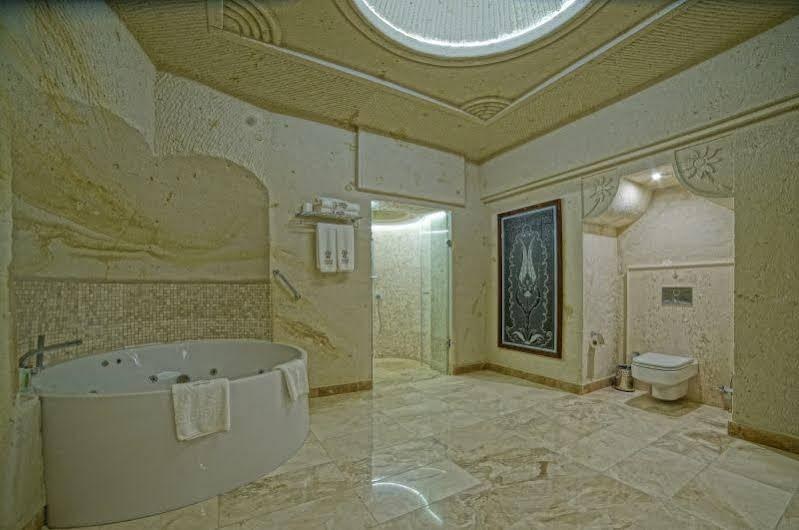 TARU CAVE SUITES photo 2
