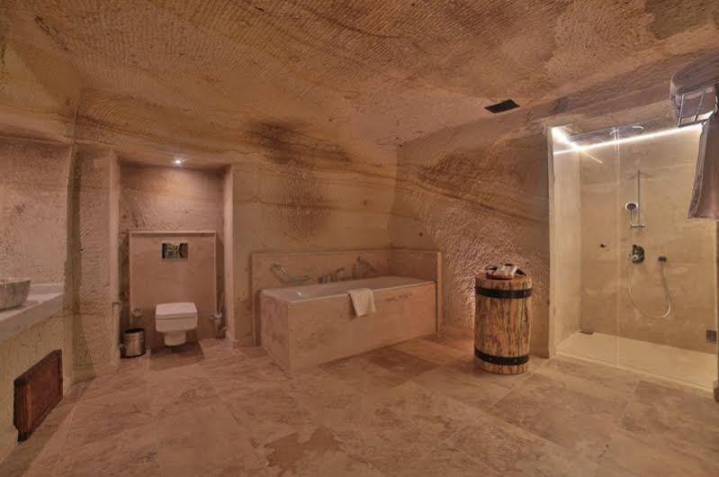 TARU CAVE SUITES photo 3