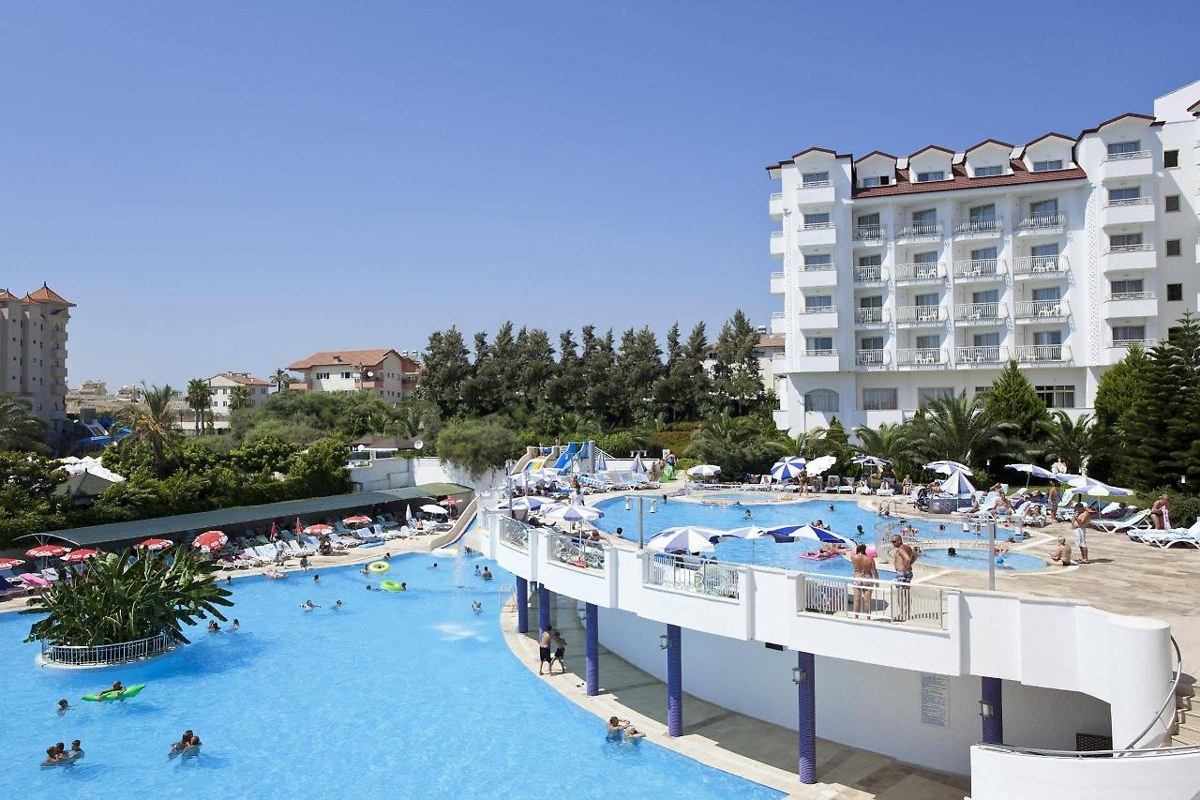 Serenis Hotel photo 4