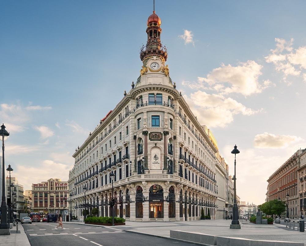 FOUR SEASONS HOTEL MADRID