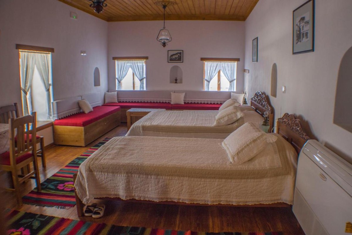 OLD BAZAAR HOTEL photo 2