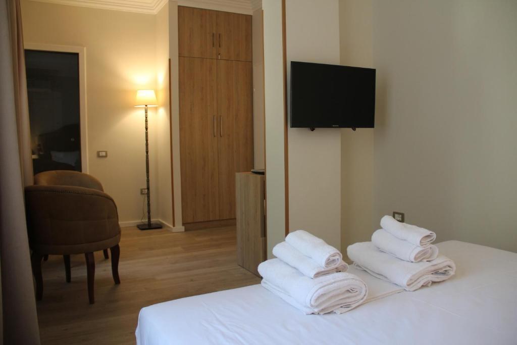 HERMES HOTEL TIRANA photo 4