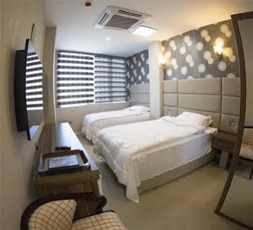 BLOOM HOTEL photo 4