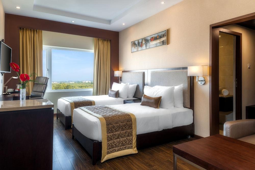 Days Hotel Chennai OMR photo 4