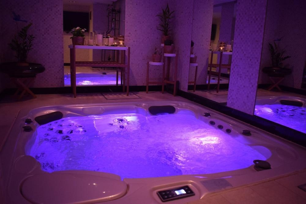 Frontel Jeddah Hotel Altahlia