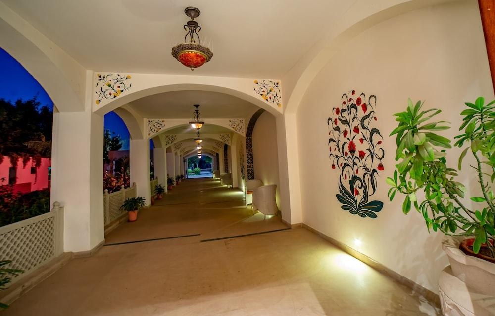 Ramada by Wyndham Jaipur Jaisinghpura photo 1