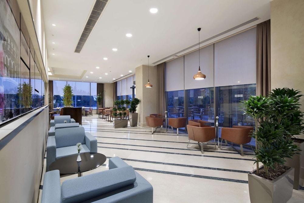 Hilton Garden Inn Istanbul Beylikduzu photo 3