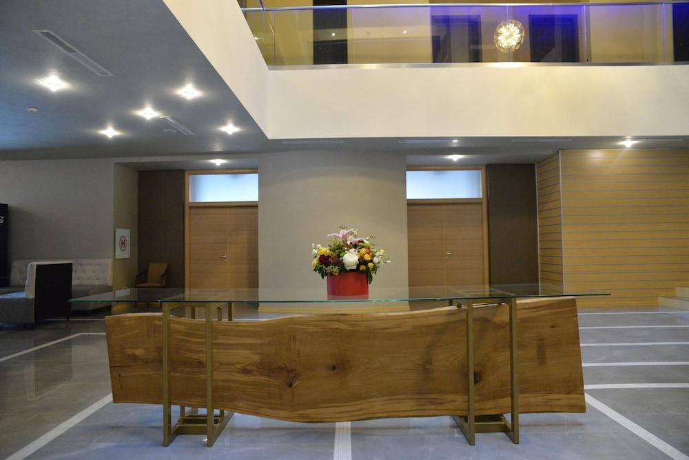 Ramada by Wyndham Constanta photo 3