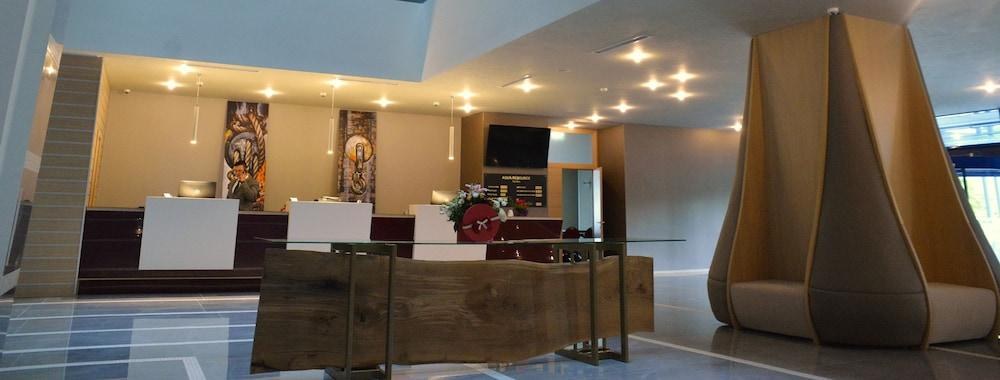 Ramada by Wyndham Constanta photo 4