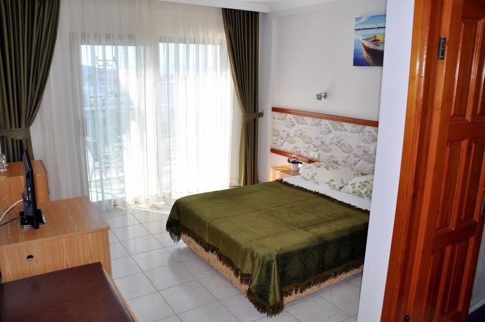 Gunay Hotel photo 2