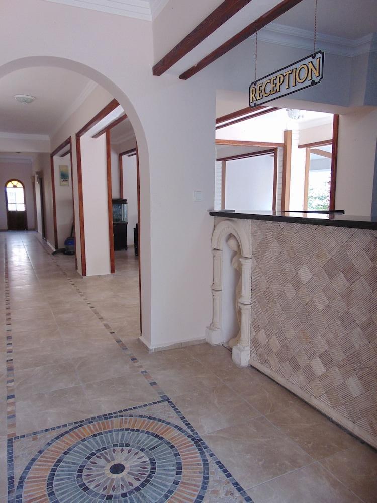 Boutique Nergiz Hotel photo 1